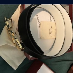 Feragamo belt